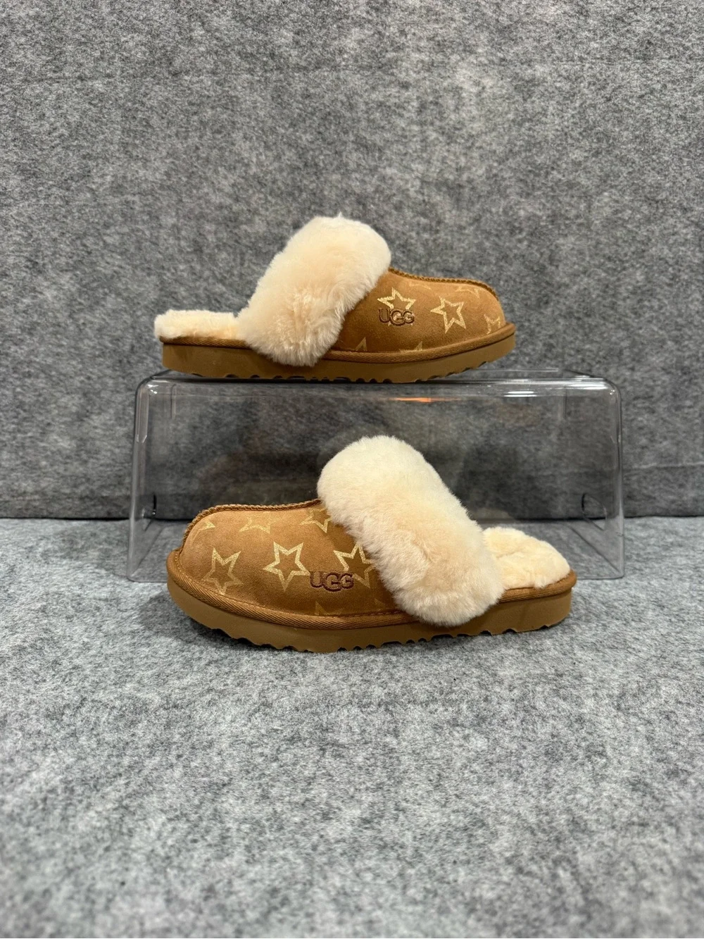 UGG Kids K Cozy II Iridescent Stars Slipper - Cream/Brown